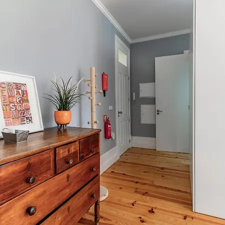 Life By Lovelystay Porto