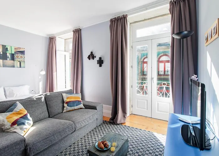 Life By Lovelystay *