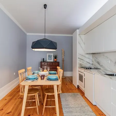 Life By Lovelystay Порту