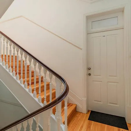 Life By Lovelystay * Порту